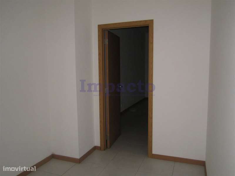 Loja em São João da Madeira - Grande imagem: 4/6