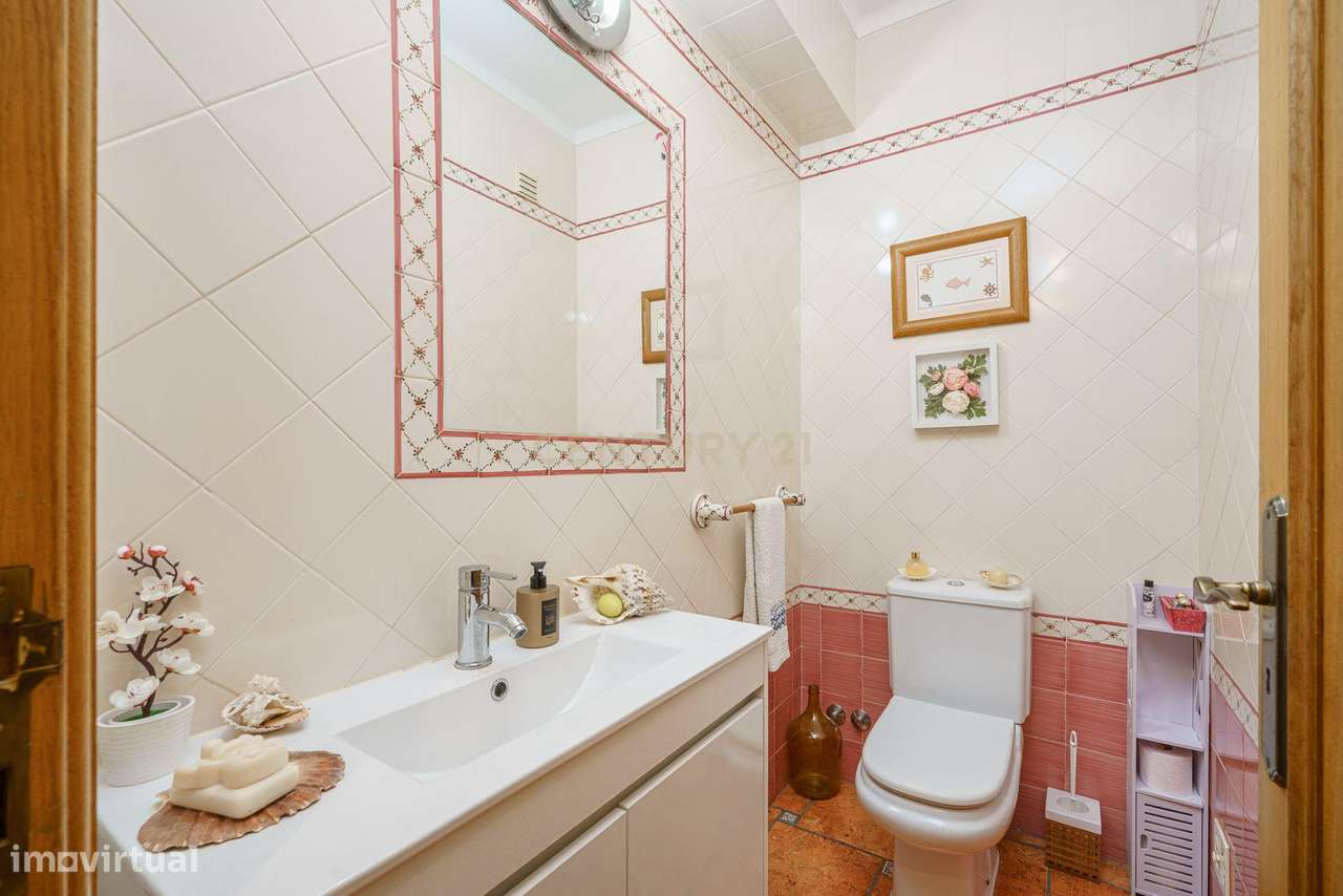 Moradia T5 de Charme com piscina, em Palmela. Conforto, Elegância e Fu-11