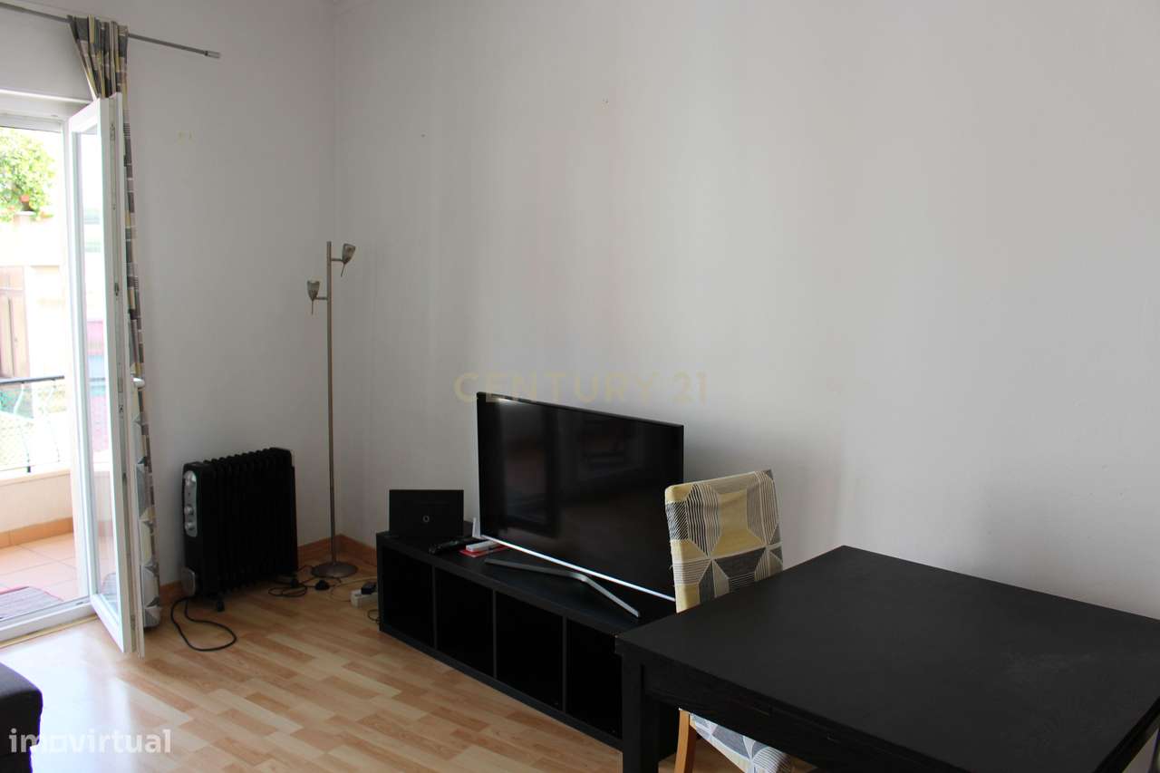 Apartamento T1 Mobilado e equipado em Algés,  - Oportunidade Única! - Grande imagem: 4/27