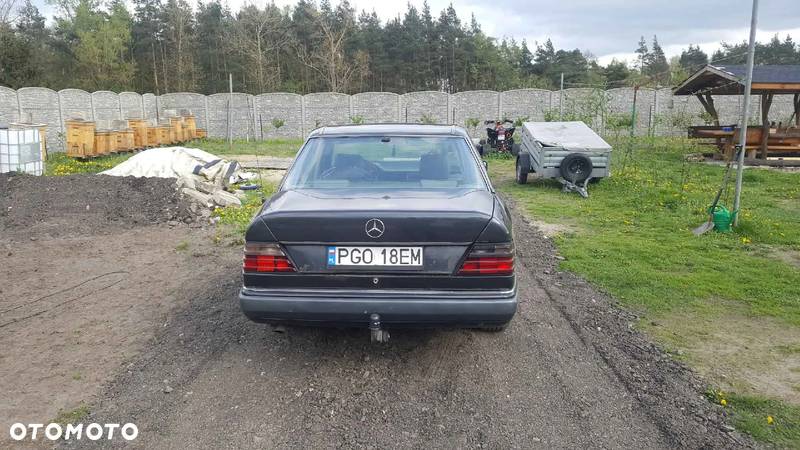 Mercedes-Benz W124 (1984-1993) - 2