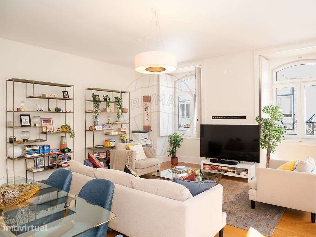 Apartamento T2 para arrendamento - Grande imagem: 2/42