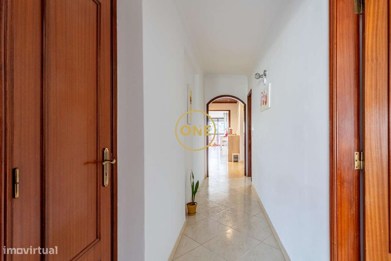 T2 com 108m2, garagem box + parqueamento, vistas Serra de Sintra | Pal-5