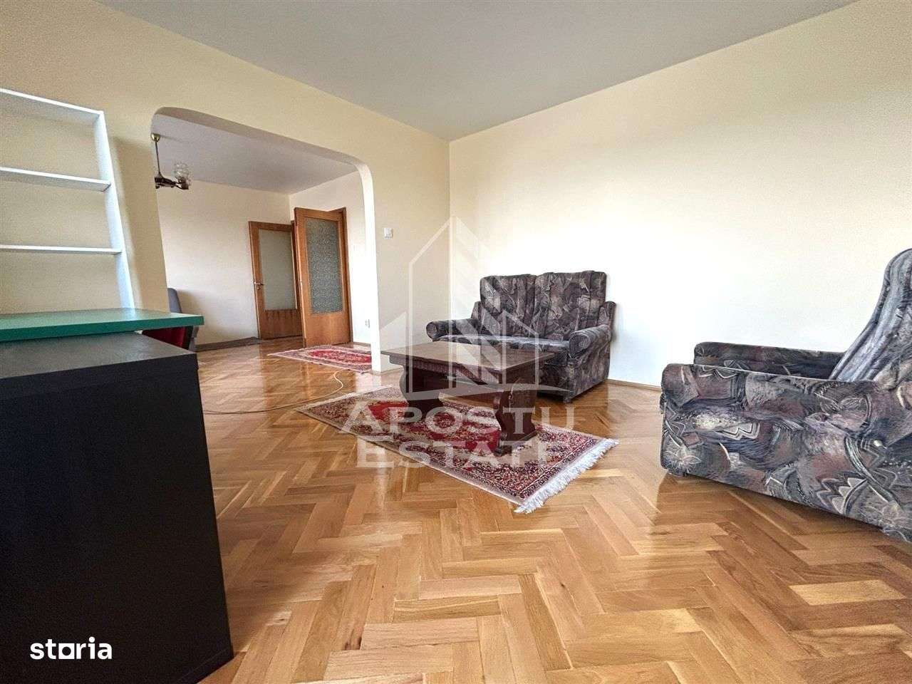 Apartament cu 4 camere central - Imagine principală: 1/8