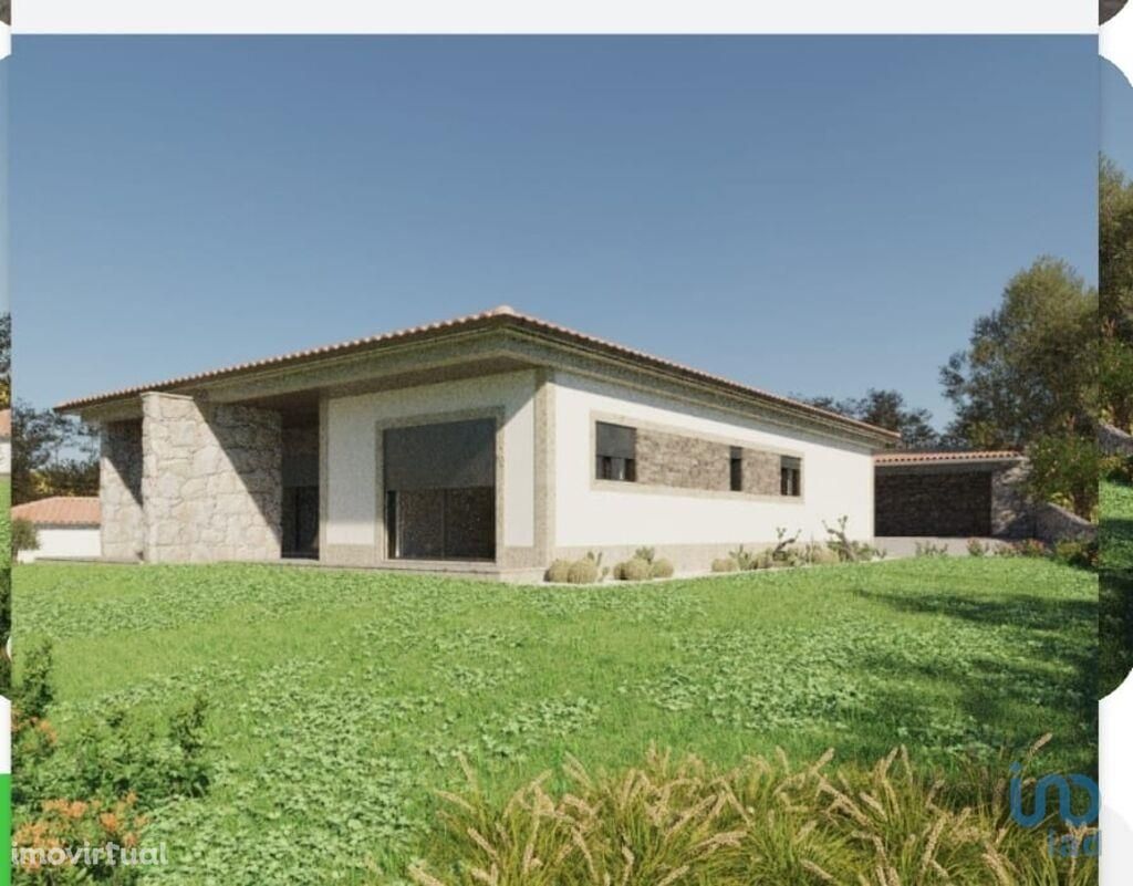 Casa de Campo T3 em Viana do Castelo de 244,00 m2