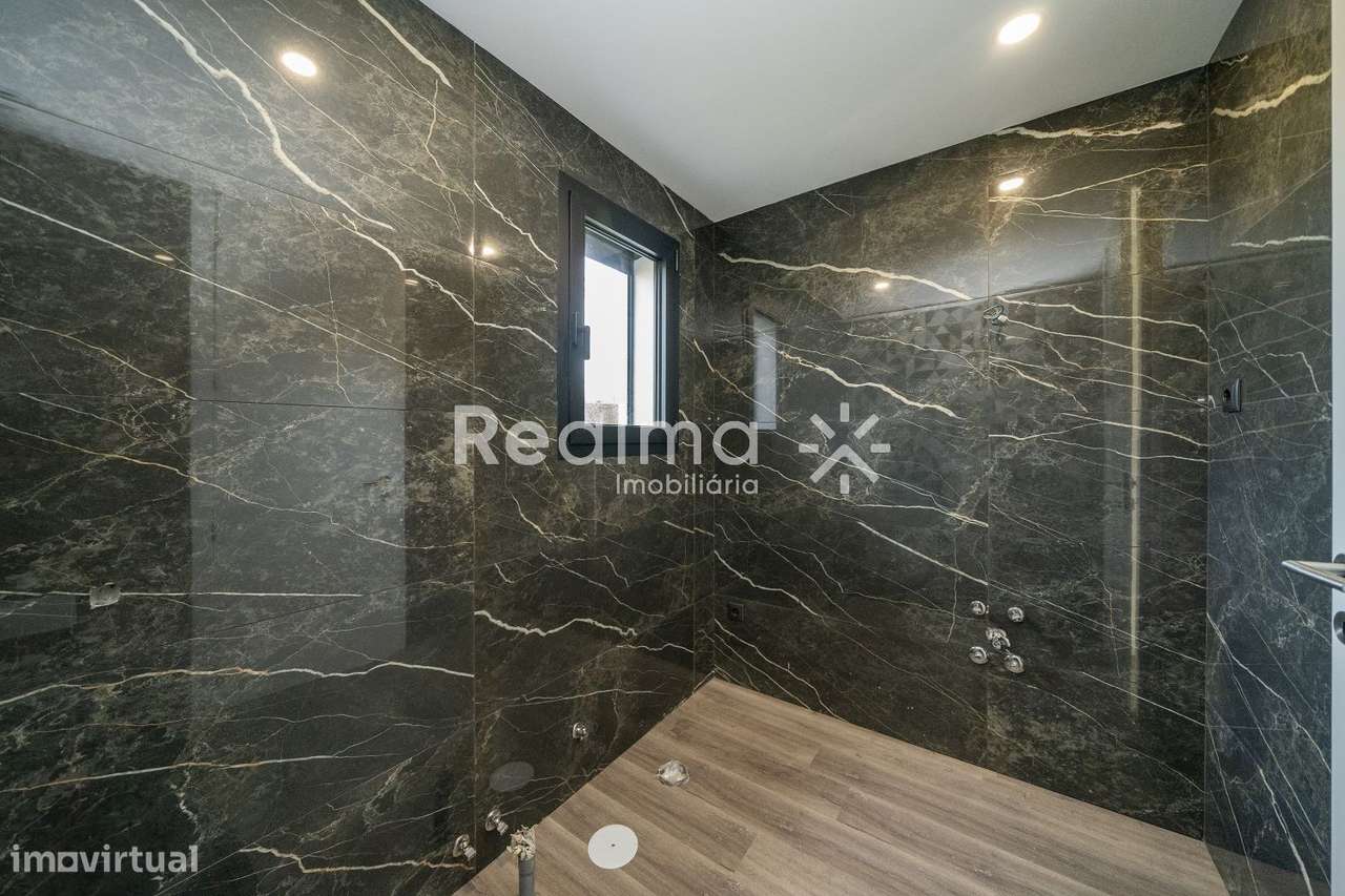 Moradia Térrea T3+Escritório em Este S.Mamede-Braga-41