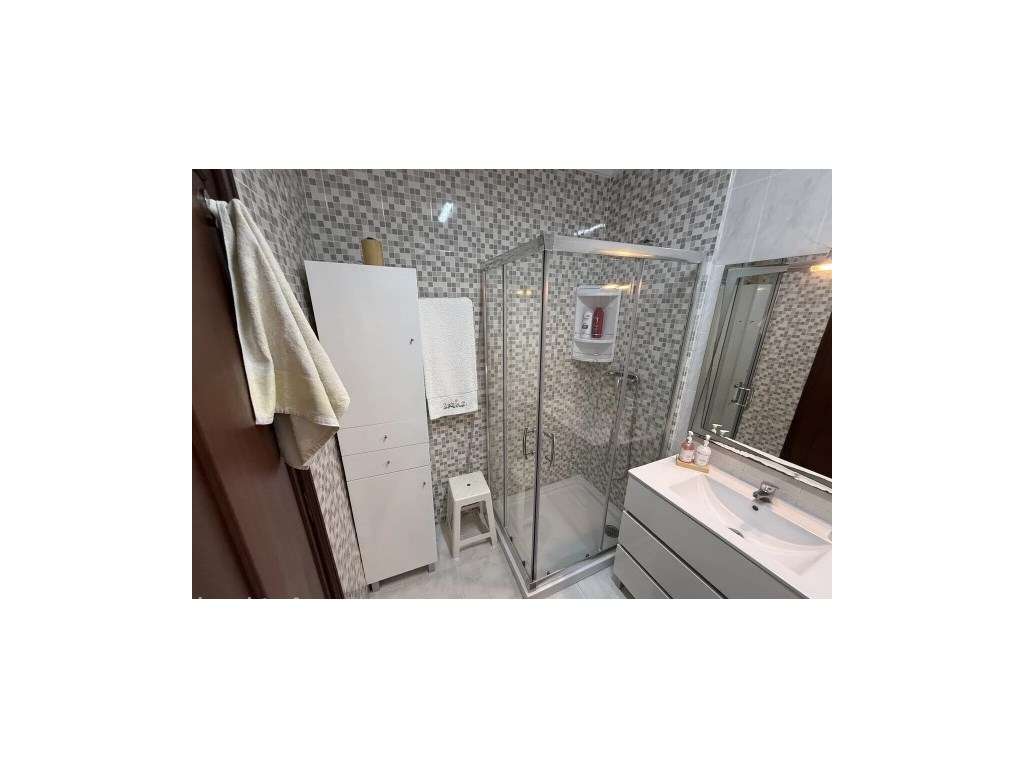Apartamento T2 à Serra do Pilar - V. N. de Gaia-13