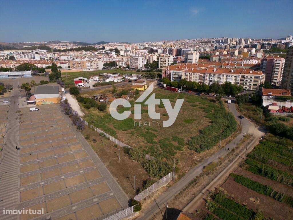 Terreno urbano com 9.154m2 em Odivelas, junto com os terrenos ao lado - Grande imagem: 5/20