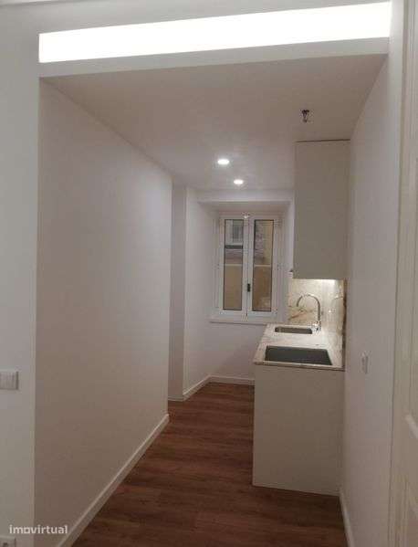 Arrenda-se T2 Renovado - Grande imagem: 2/6