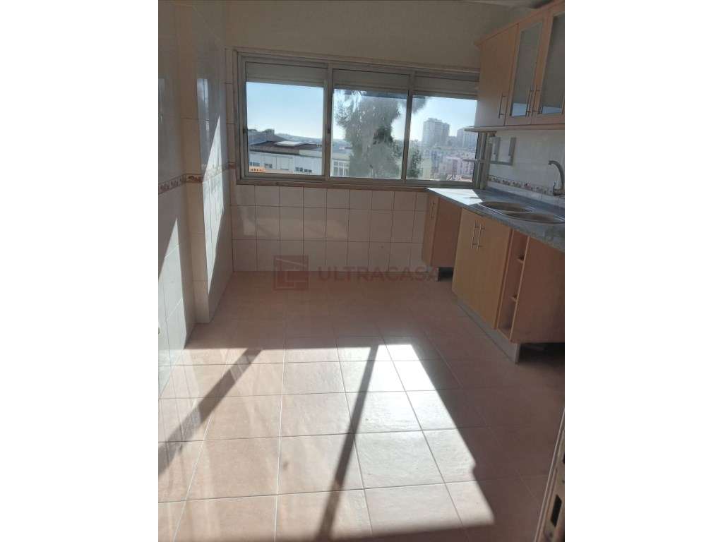 Apartamento T2 à Venda em Queluz - Grande imagem: 4/23
