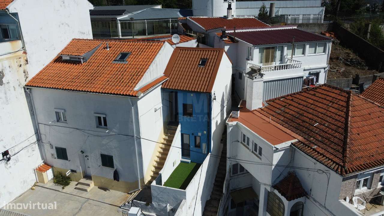 Moradia T1 Duplex Renovada c/ Quintal / Jardim / Piscina-4