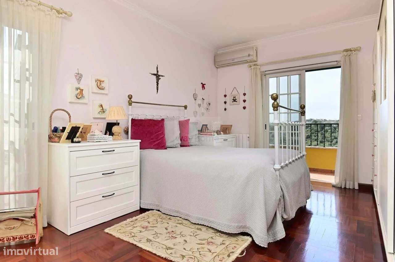 Apartamento T2 | Terraços | Garagem | Condomínio Privado | Manique-15