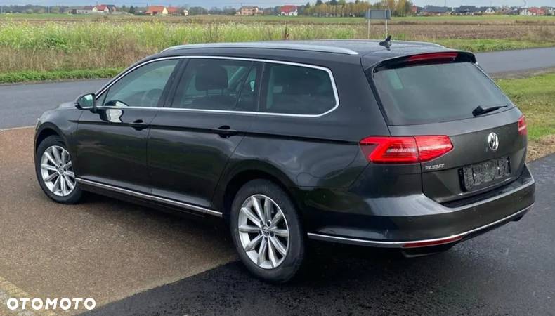 Volkswagen Passat 2.0 TDI BMT Highline DSG7 - 9