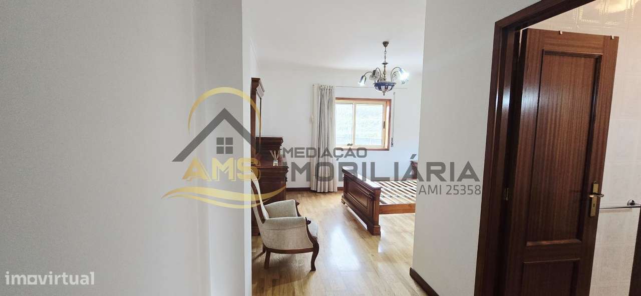 APARTAMENTO T3 COM TRÊS FRENTES E GARAGEM A 5 min a pé do Centro de-29