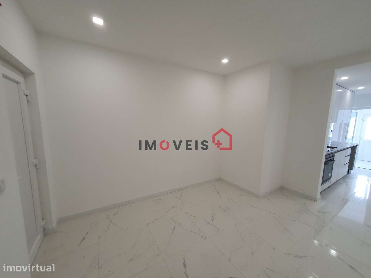 Moradia T2 - Bairro das Almoinhas - Grande imagem: 5/18