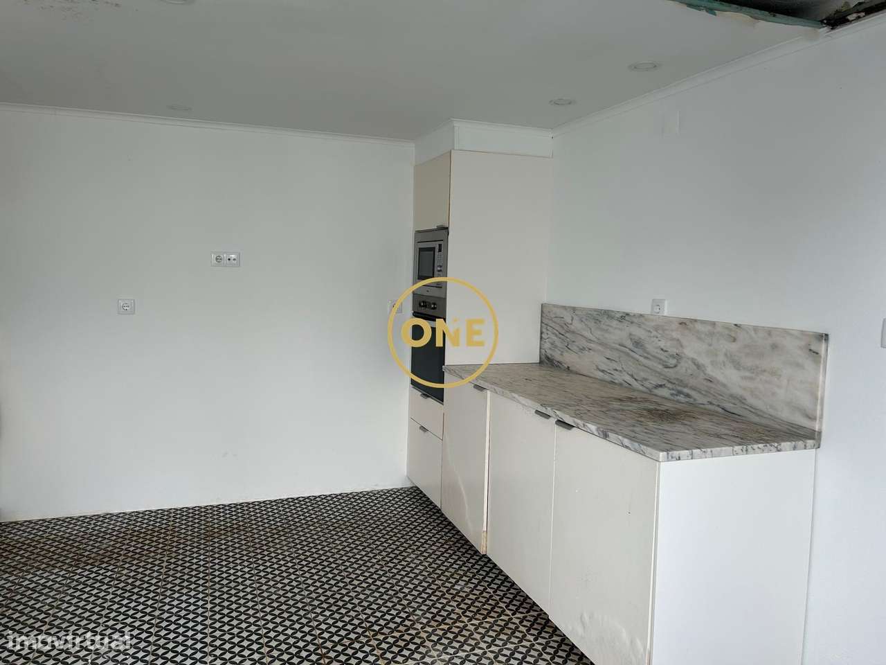 Excelente Moradia T5 em Salvaterra de Magos-15