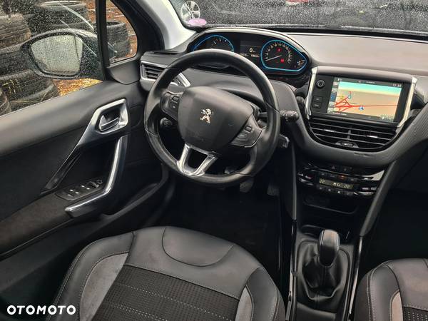 Peugeot 2008 PureTech 110 Stop&Start Allure - 26