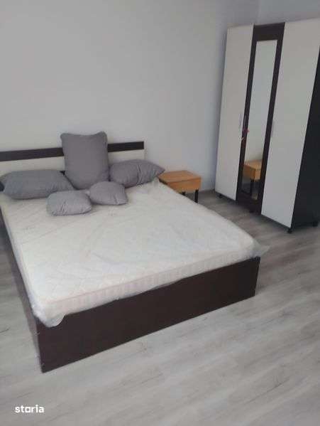 Apartement 2 camere complet renovat - Imagine principală: 5/8