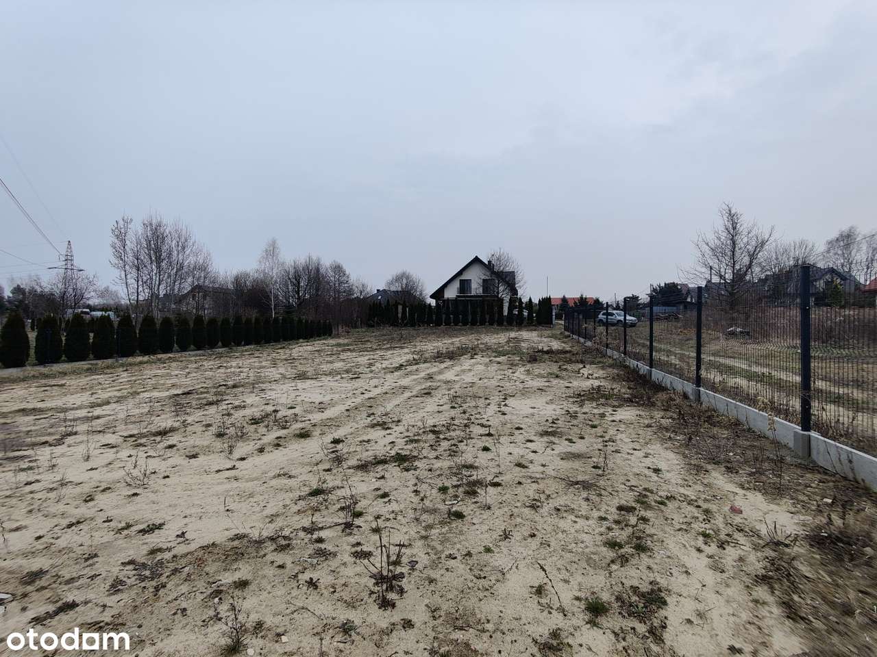 Działka pod zabudowę w spokojnej okolicy-2