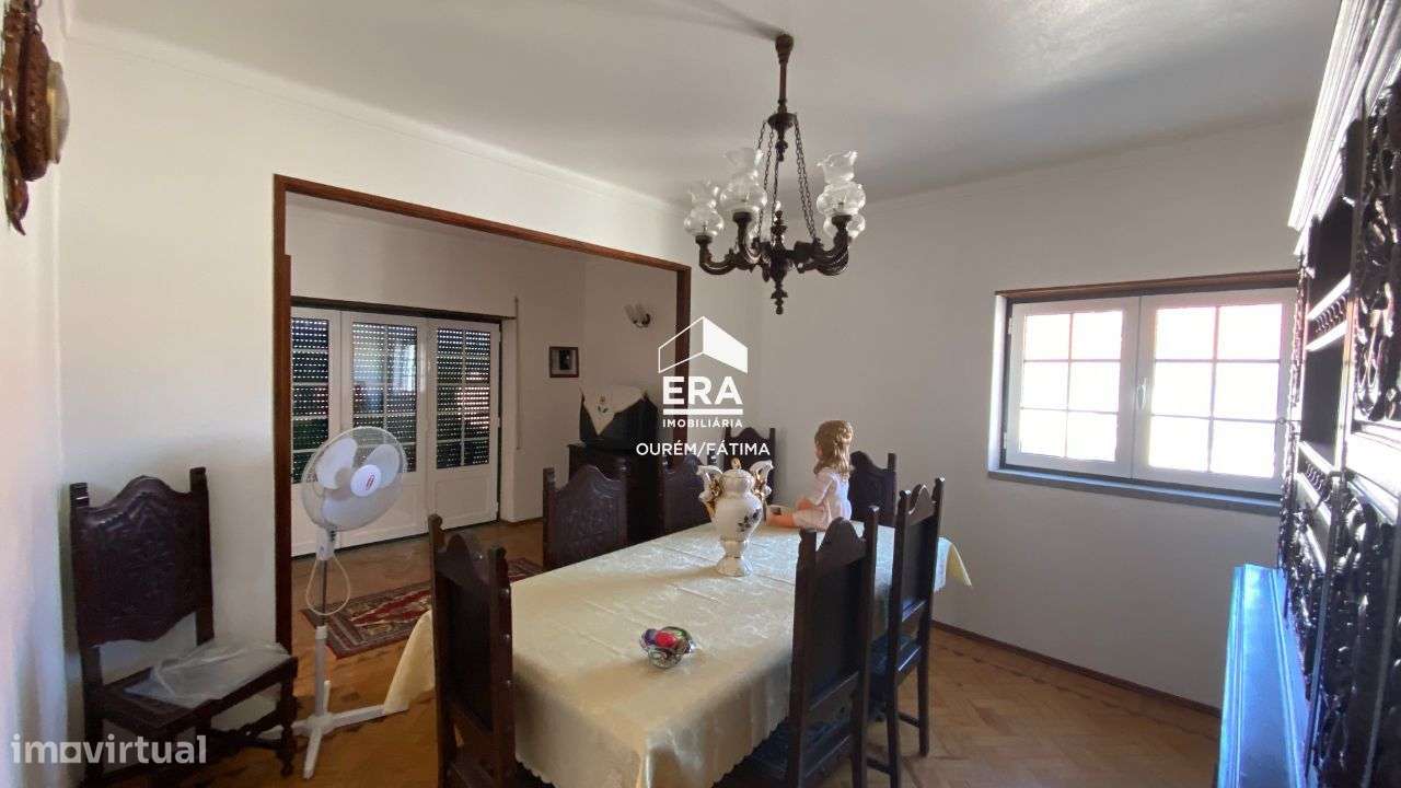 Moradia T4 localizada em Alqueidão da Serra! - Grande imagem: 5/17