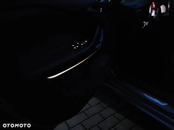 Opel Astra 1.4 Turbo Sports Tourer Innovation - 38