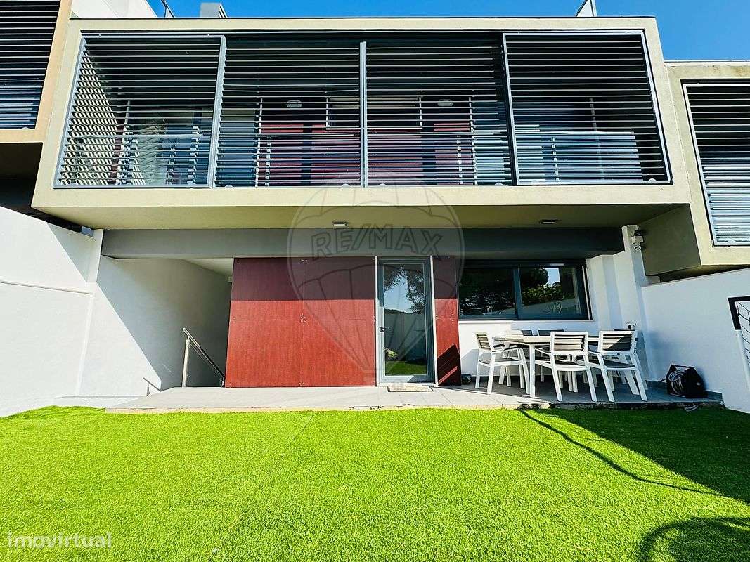 Moradia T4 para venda - Grande imagem: 2/5