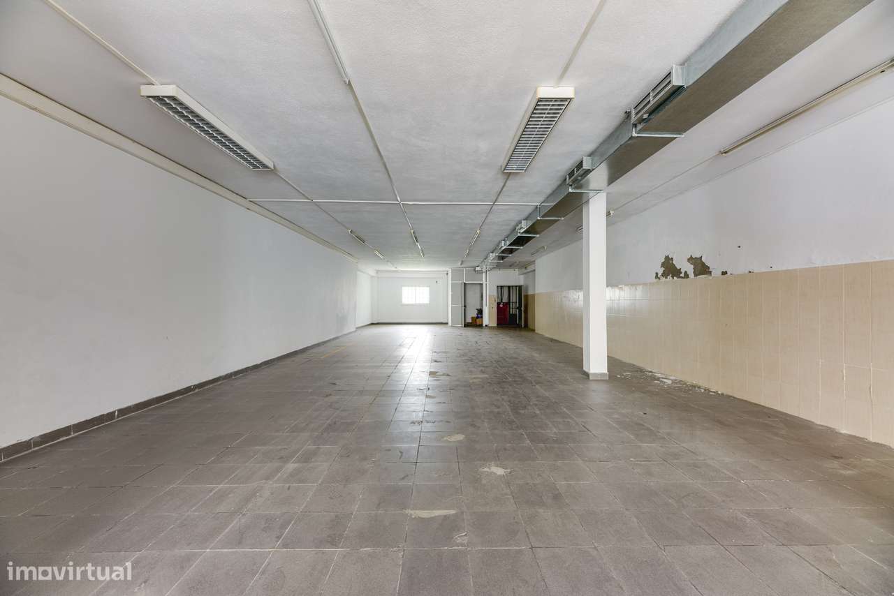 LOJA COM TRÊS PISOS | 708M2 | ALVERCA DO RIBATEJO - Grande imagem: 5/23