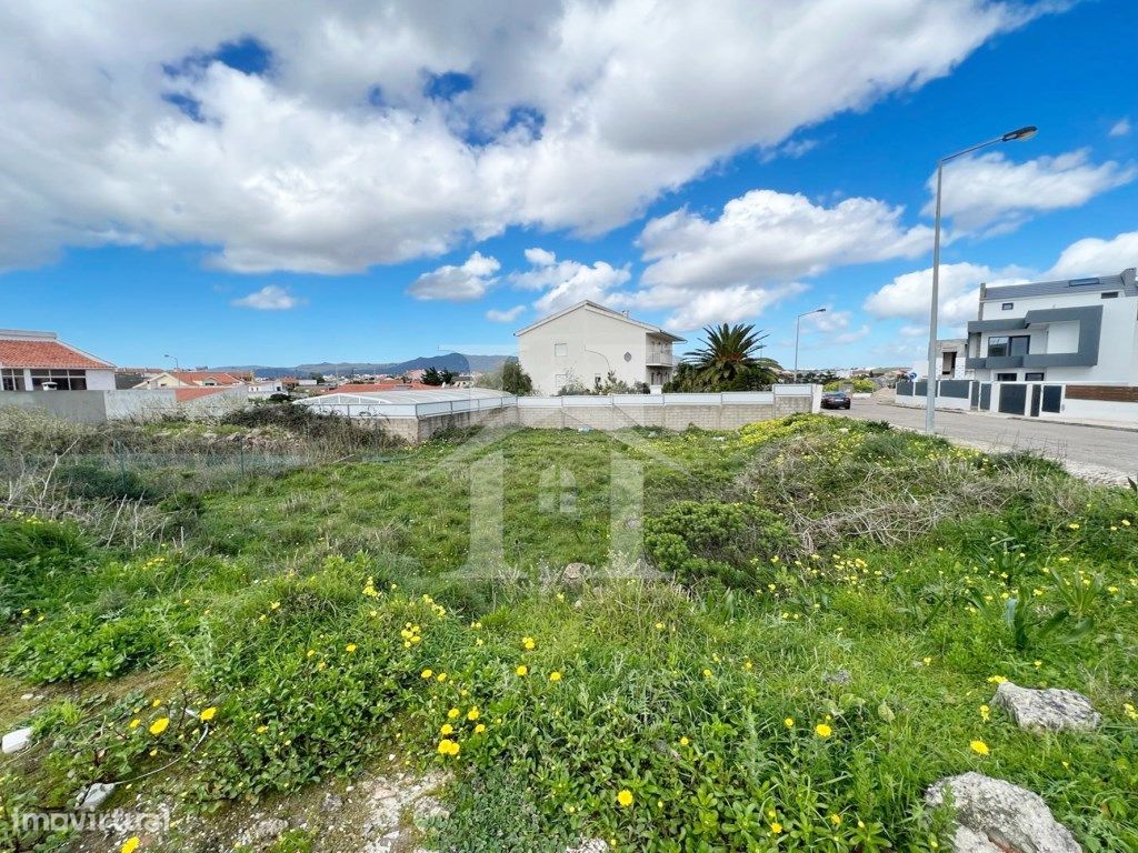 Terreno Urbano em São Domingos de Rana