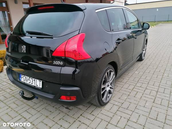 Peugeot 3008 HDi FAP 150 Premium - 16