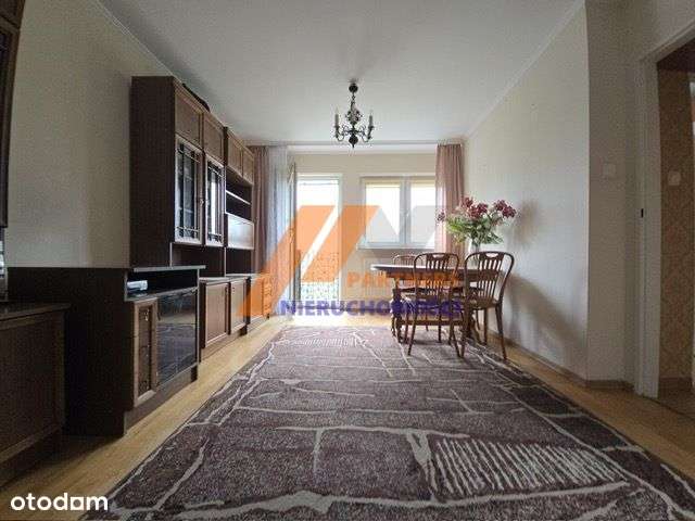 3 pokoje z oddzielną kuchnią, balkon.-2