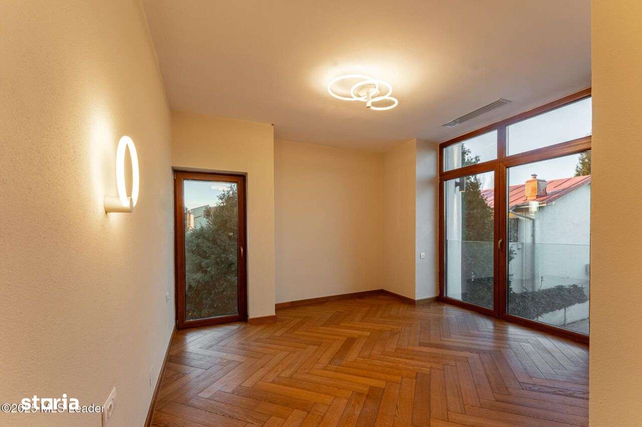 Casa TA de pe malul lacului Mogosoaia-18