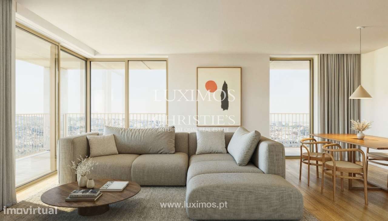 Fernão Magalhães 127: Apartamento T0, à venda, no centro do Porto-6