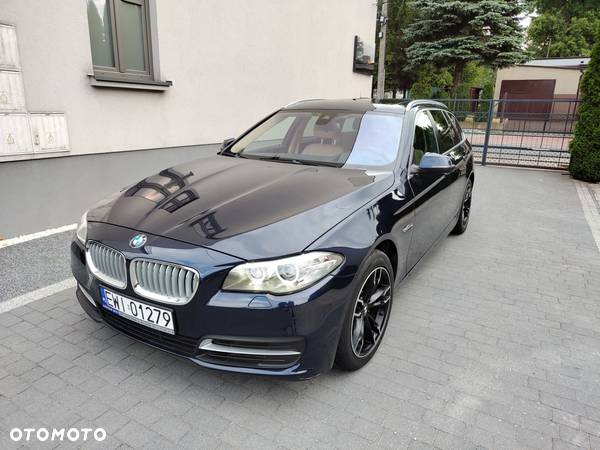 BMW Seria 5 530d xDrive - 17