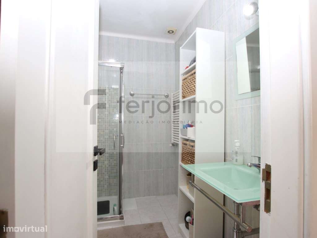 Moradia Geminada T3 com Vista Deslumbrante sobre Guimarães-31
