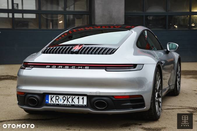 Porsche 911 Carrera 4S - 20