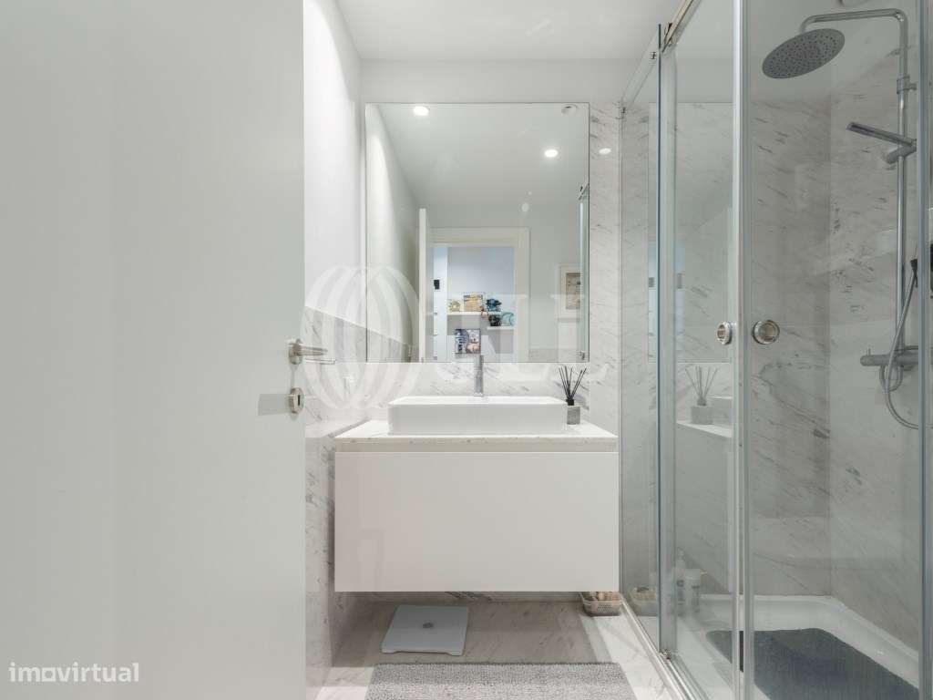 Apartamento T3 em condomínio, Massarelos, Porto-12