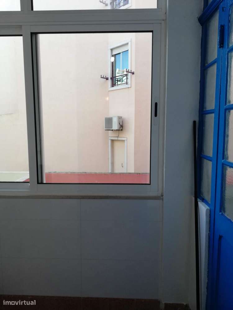 Quarto - localizado em Alameda Lisbon - Grande imagem: 4/10