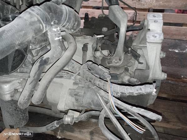 Caixa de velocidades VOLKSWAGEN GOLF IV (1J1) (1997-2004) 2.0 - 1