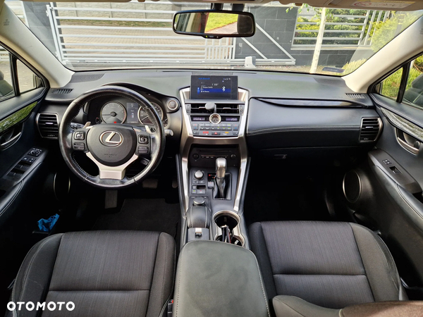 Lexus NX 200t Elite AWD - 12