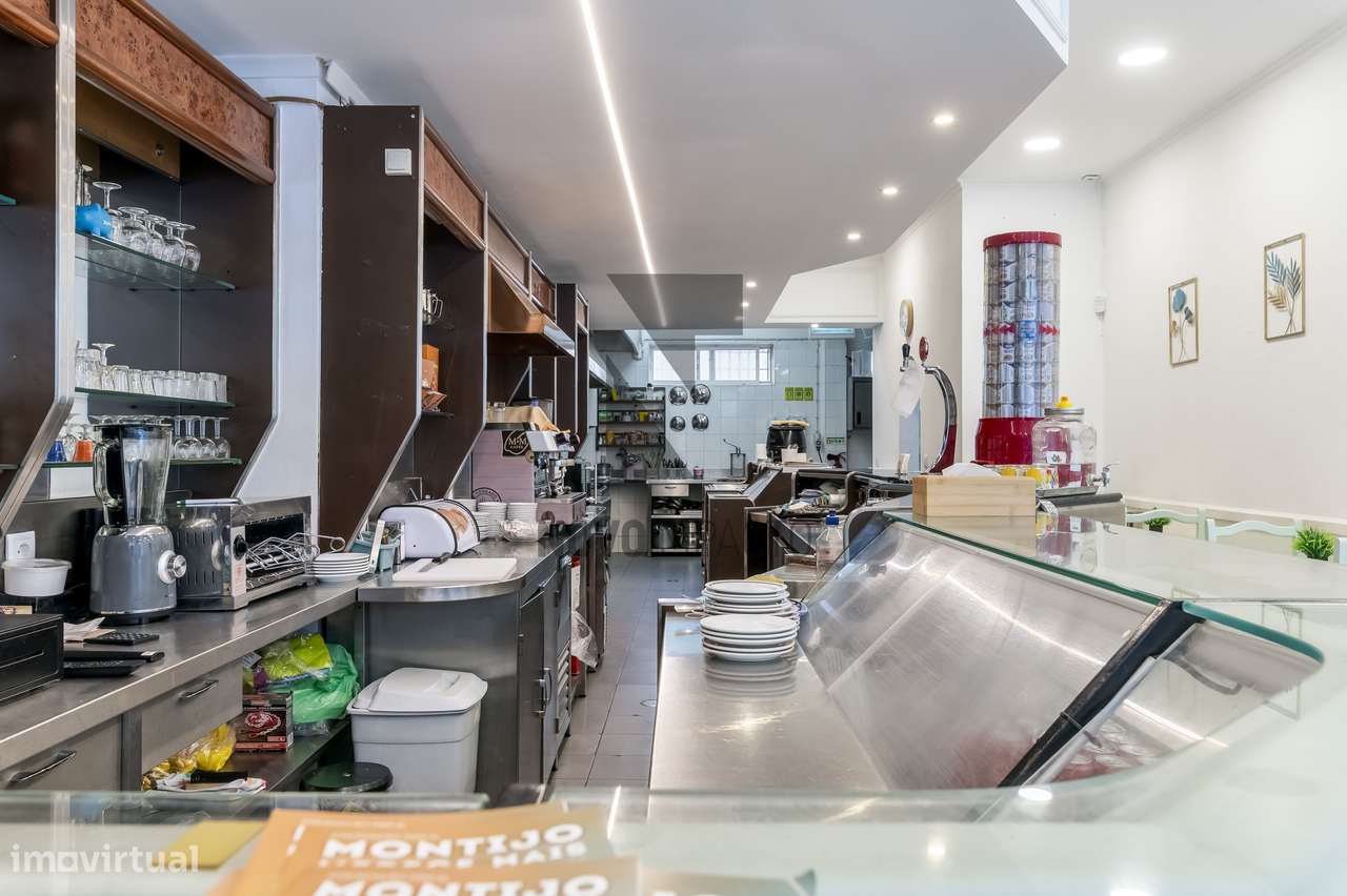 Snack-Bar/Restaurante em Funcionamento – Centro do Montijo - Grande imagem: 5/24