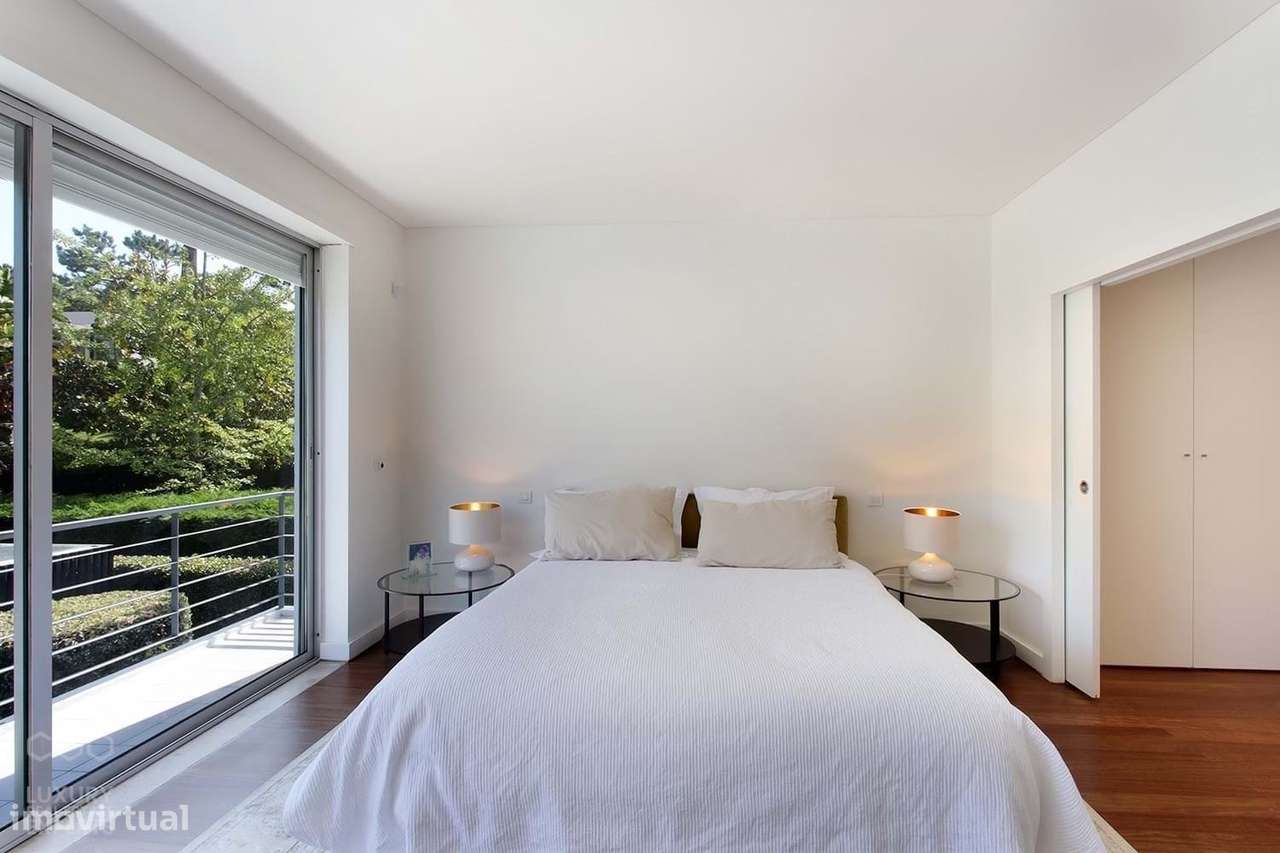 Moradia, 391 m², Charneca de Caparica e Sobreda-19