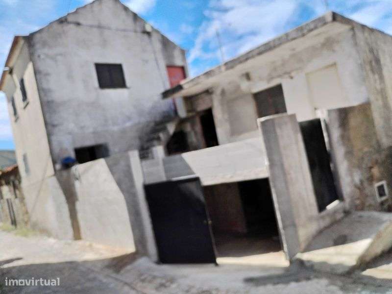 Casa bem cituada vista original com varanda e churrasqueira s - Grande imagem: 4/10