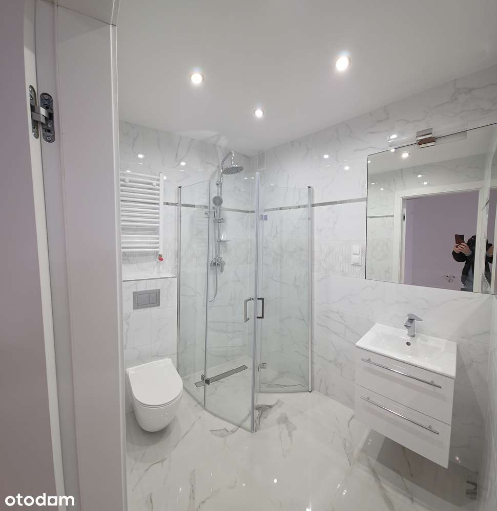 Mieszkanie 3 pokojowe z dwiema łazienkami oraz dwoma kuchniami !-0