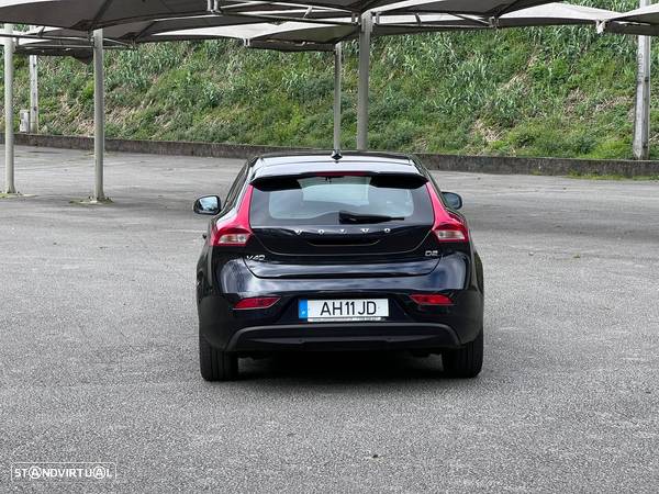 Volvo V40 1.6 D2 Momentum Eco - 5