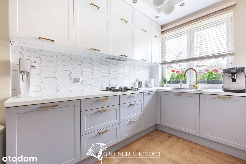 -Szeregówka - skrajny segment - wysoki standard - - Pełny obrazek: 1/20