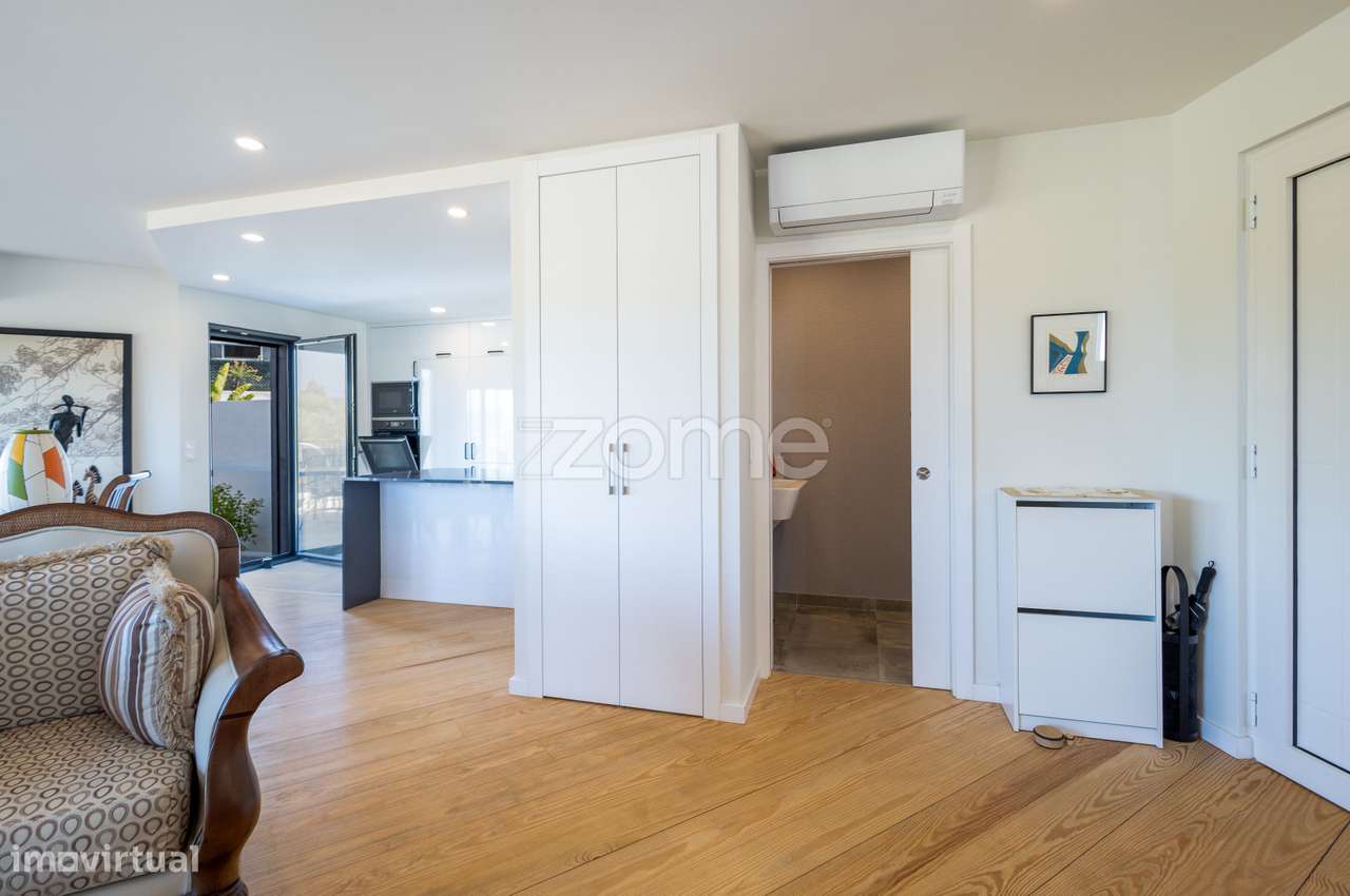 Moradia T4 com Piscina e Jardim no Zambujeiro – Alcabideche - Grande imagem: 4/40