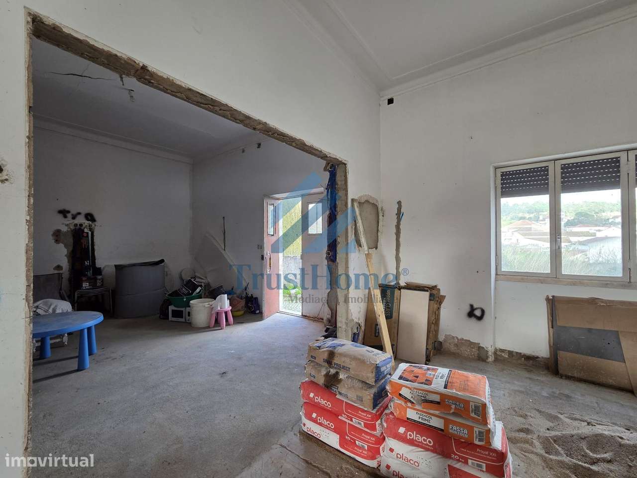 V4 para remodelação em São João da Ribeira a 13 Km de Rio Maior-17