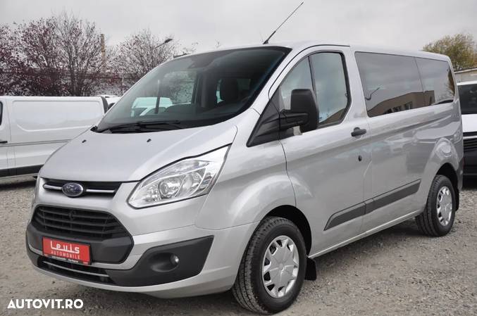 Ford Transit Custom 9 Locuri - 1