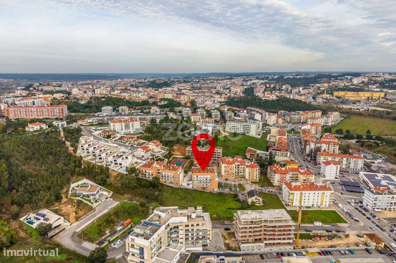 Apartamento T2 no Edifício Eden - Leiria-55