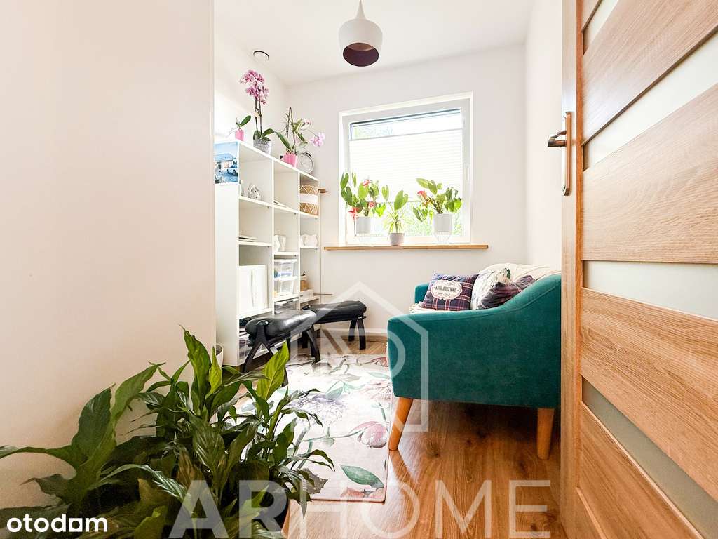 Dom wolnostojący z 2023 roku z piękną działką!-7