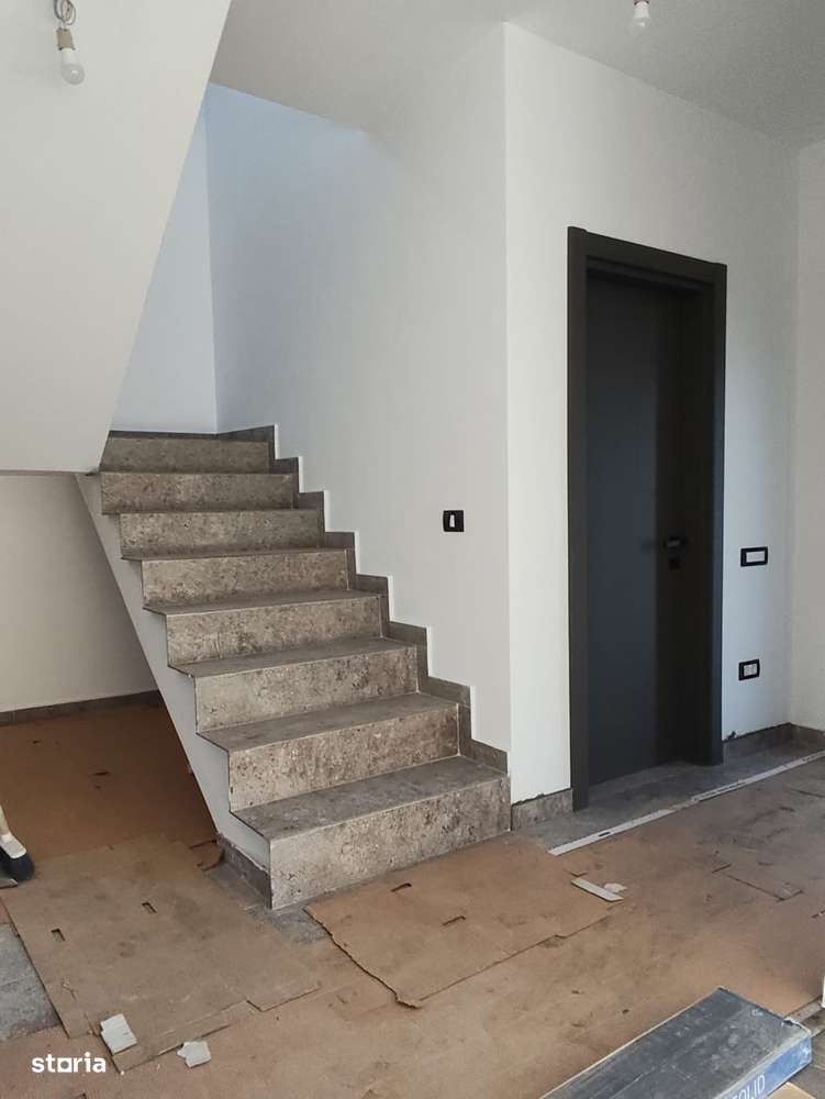 FARA COMISIOANE in Gulia casa 4 camere 3 bai P+1+pod terasa la cheie - Imagine principală: 4/20